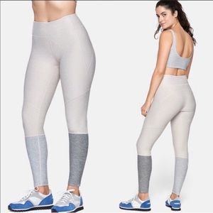 Outdoor voices two toned leggings